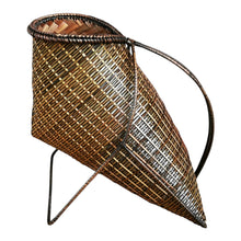 Load image into Gallery viewer, Wine holder basket (Brown)
