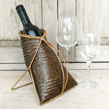 Load image into Gallery viewer, Wine holder basket (Dark brown)
