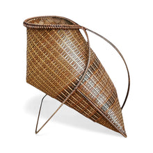 Load image into Gallery viewer, Wine holder basket (Brown/Stripes)
