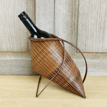 Load image into Gallery viewer, Wine holder basket (Brown/Stripes)
