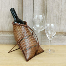 Load image into Gallery viewer, Wine holder basket (Brown/Stripes)
