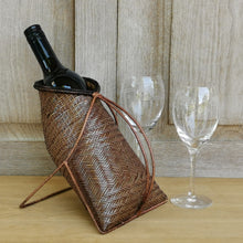 Load image into Gallery viewer, Wine holder basket (Brown)

