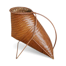 Load image into Gallery viewer, Wine holder basket (Reddish brown)
