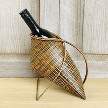 Load image into Gallery viewer, Wine holder basket (Honey brown/Dark brown)
