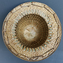 Load image into Gallery viewer, Bamboo hat &quot;Karen&quot;
