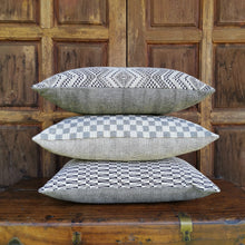 Load image into Gallery viewer, Cushion cover &quot;Lao Naga&quot; (White)(lumbar)
