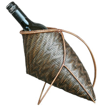 Load image into Gallery viewer, Wine holder basket (Dark brown/Zigzag)
